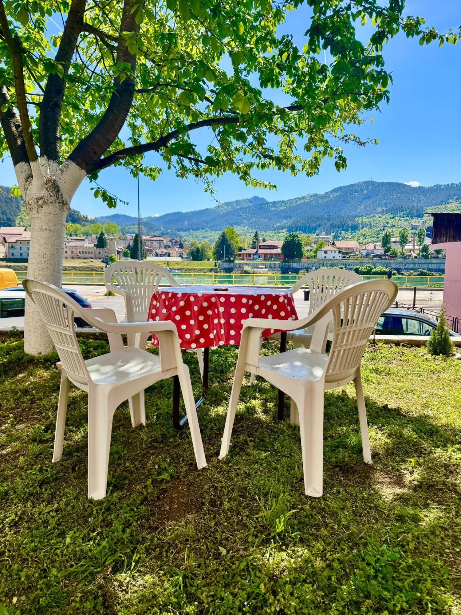 Apartman Lola Višegrad Екстериор снимка